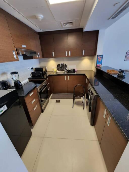 아부다비 Cozy 1Br In Iconic Tower 아파트 외부 사진