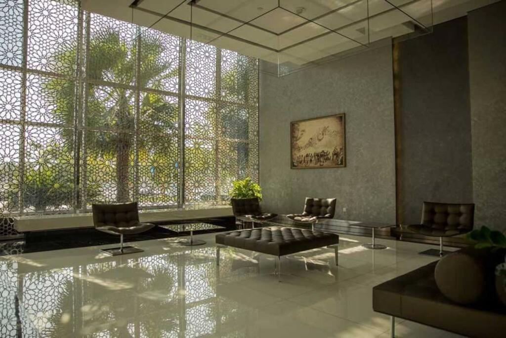 아부다비 Cozy 1Br In Iconic Tower 아파트 외부 사진